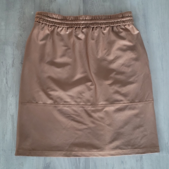 Maison D'Amelie Skirt - Picture 4 of 4